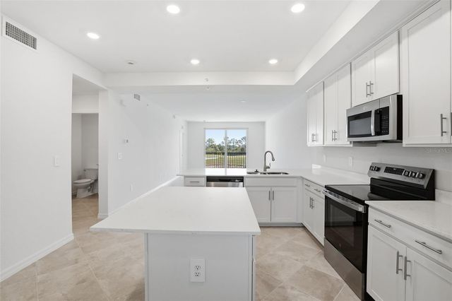 17560 OPAL SAND DRIVE 105, Venice, FL 34293
