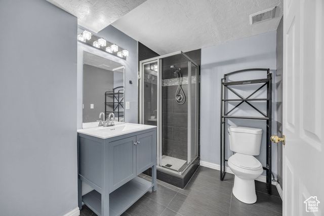 2152 E 3325 N, Layton, UT 84040