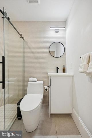 1325 SPRUCE ST, Philadelphia, PA 19107