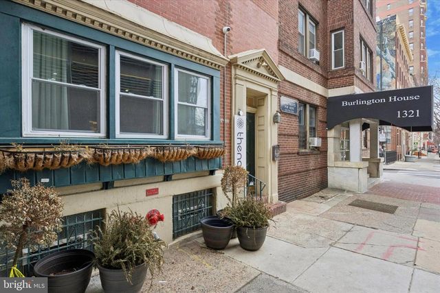 1325 SPRUCE ST, Philadelphia, PA 19107