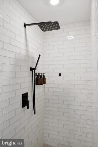 1325 SPRUCE ST, Philadelphia, PA 19107