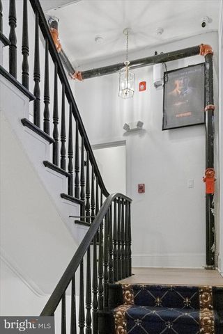 1325 SPRUCE ST, Philadelphia, PA 19107