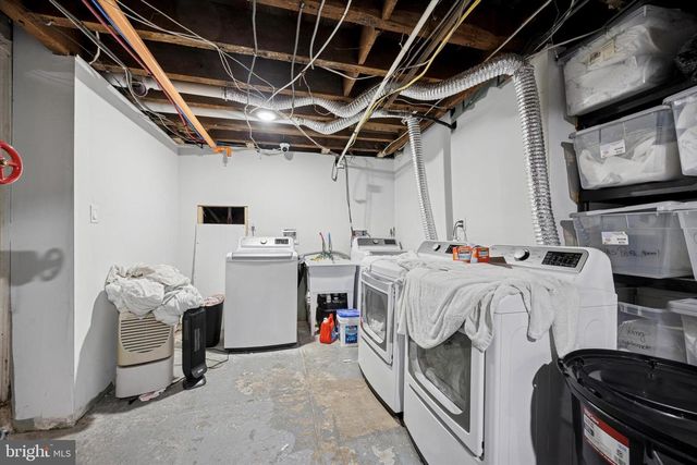 1325 SPRUCE ST, Philadelphia, PA 19107