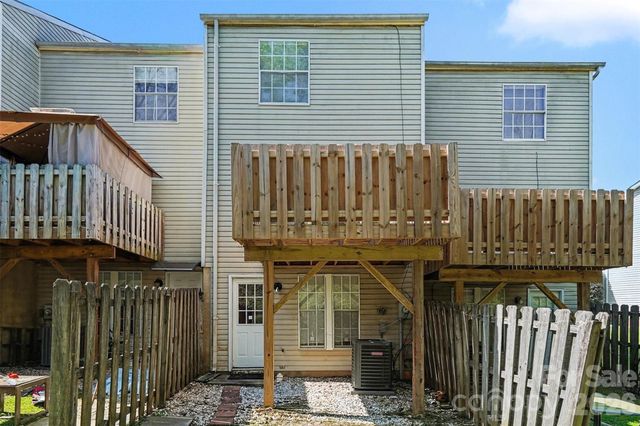 535 Lex Drive, Charlotte, NC 28262