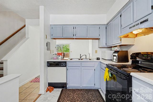 535 Lex Drive, Charlotte, NC 28262