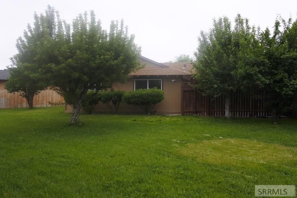Image 27 of property listing at 481/483 Higbee Circle, Idaho Falls, ID 83404