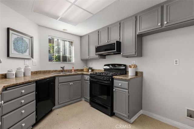 24350 Eastview, Laguna Hills, CA 92653