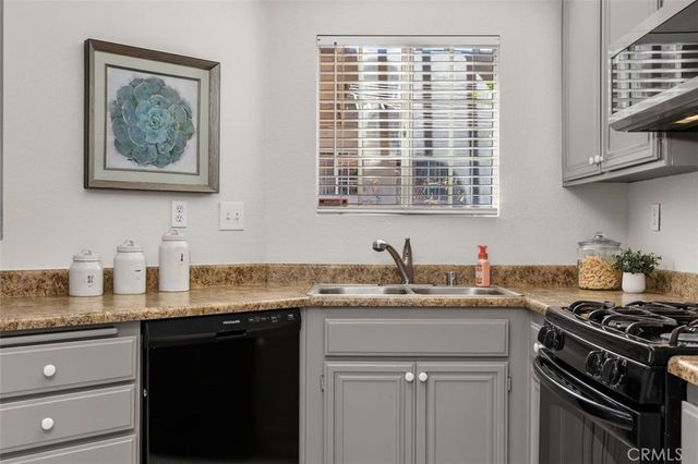 24350 Eastview, Laguna Hills, CA 92653