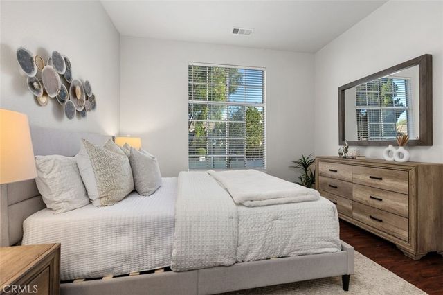 24350 Eastview, Laguna Hills, CA 92653