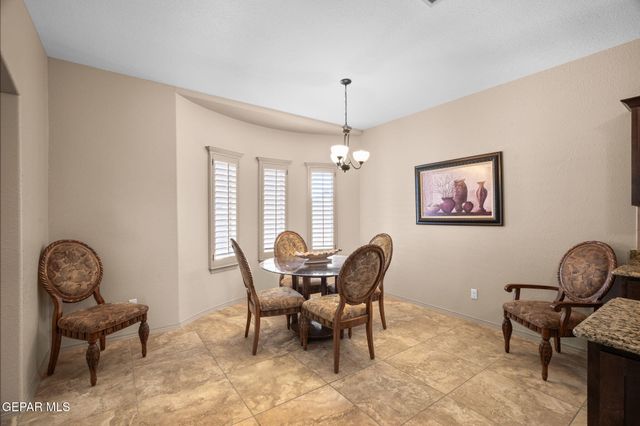 3824 LOMA ADRIANA, El Paso, TX 79938