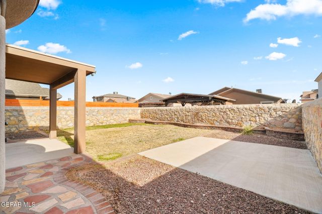 3824 LOMA ADRIANA, El Paso, TX 79938