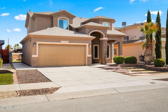 3824 LOMA ADRIANA, El Paso, TX 79938