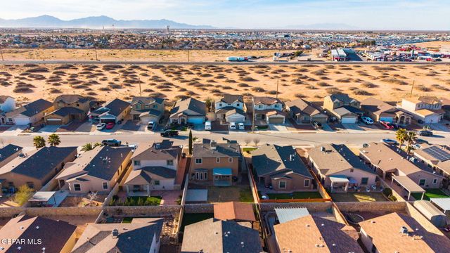 3824 LOMA ADRIANA, El Paso, TX 79938