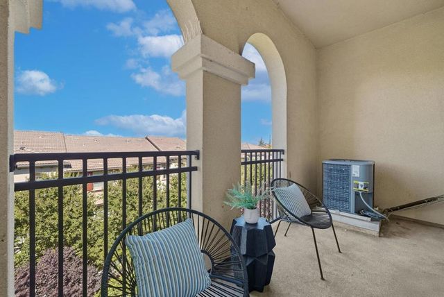 1883 Agnew Road 424, Santa Clara, CA 95054