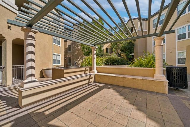 1883 Agnew Road 424, Santa Clara, CA 95054