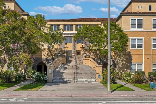 1883 Agnew Road 424, Santa Clara, CA 95054