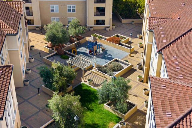 1883 Agnew Road 424, Santa Clara, CA 95054