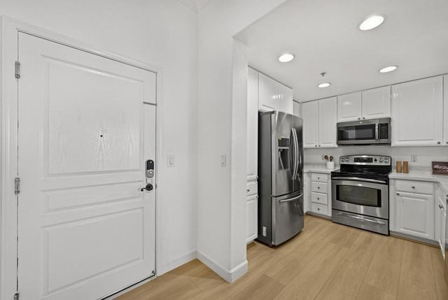 1883 Agnew Road 424, Santa Clara, CA 95054