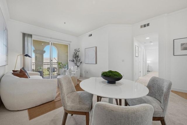1883 Agnew Road 424, Santa Clara, CA 95054