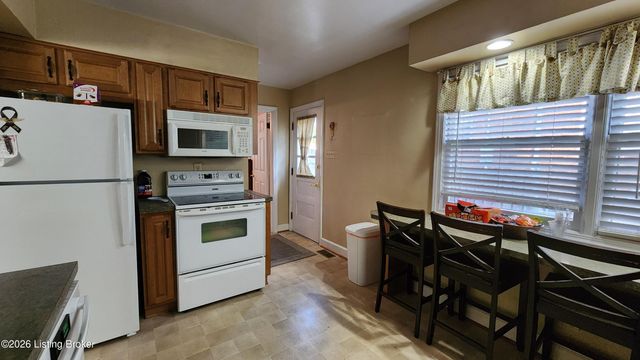 3005 Meade Ave, Louisville, KY 40217