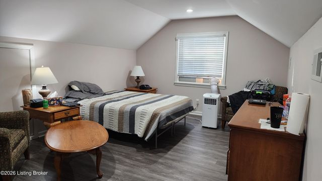 3005 Meade Ave, Louisville, KY 40217