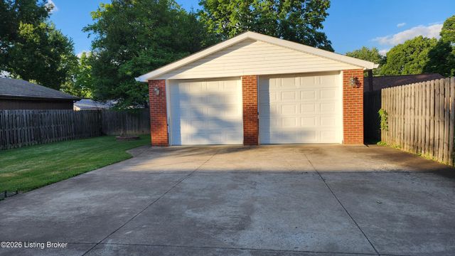 3005 Meade Ave, Louisville, KY 40217