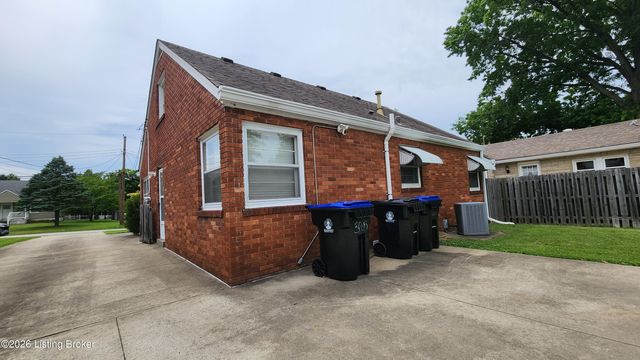 3005 Meade Ave, Louisville, KY 40217