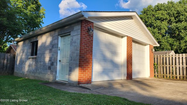 3005 Meade Ave, Louisville, KY 40217