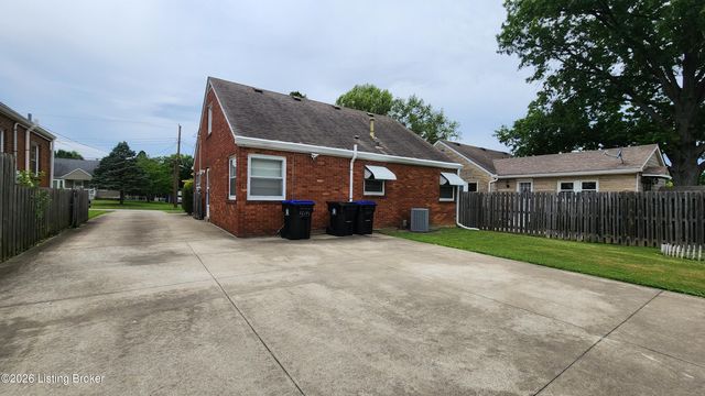 3005 Meade Ave, Louisville, KY 40217