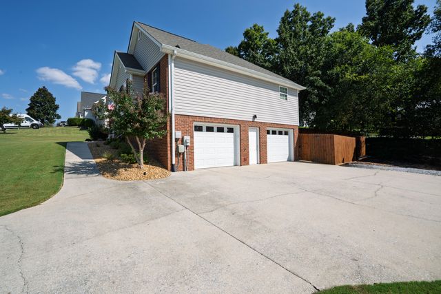 451 Fieldstone Drive, Ringgold, GA 30736