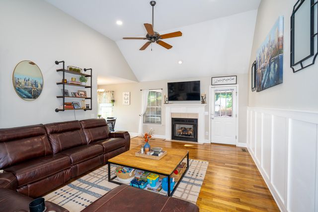451 Fieldstone Drive, Ringgold, GA 30736