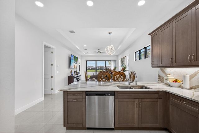 4805 Saint Armands Way, Westlake, FL 33470