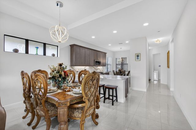 4805 Saint Armands Way, Westlake, FL 33470