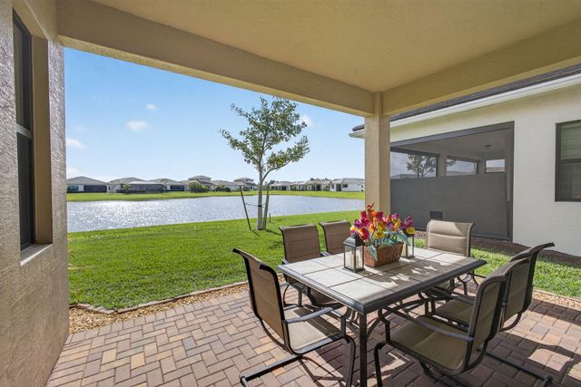 4805 Saint Armands Way, Westlake, FL 33470