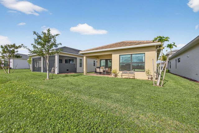 4805 Saint Armands Way, Westlake, FL 33470