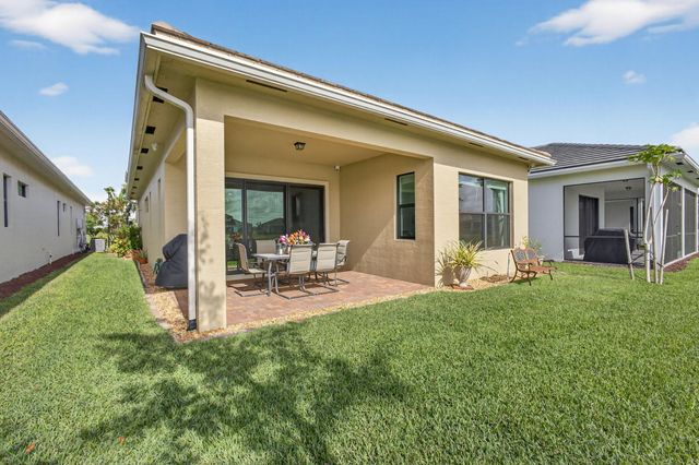 4805 Saint Armands Way, Westlake, FL 33470