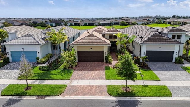 4805 Saint Armands Way, Westlake, FL 33470