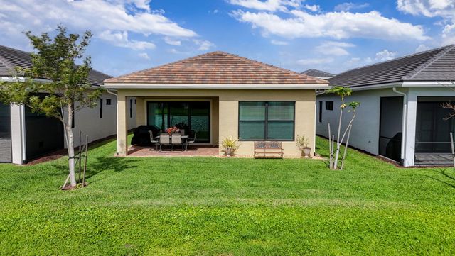 4805 Saint Armands Way, Westlake, FL 33470