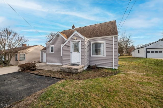 60 Renee Drive, Struthers, OH 44471