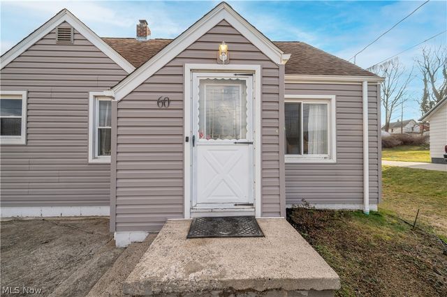 60 Renee Drive, Struthers, OH 44471