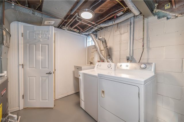 60 Renee Drive, Struthers, OH 44471