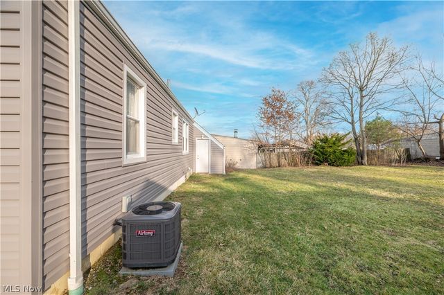 60 Renee Drive, Struthers, OH 44471