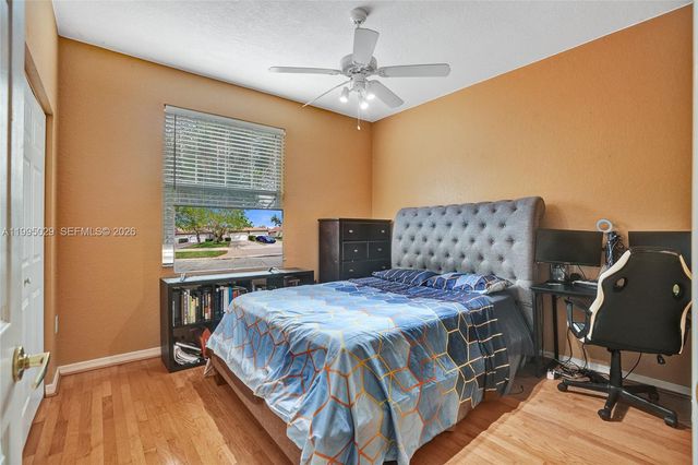 2441 E Aragon Blvd 5, Sunrise, FL 33313