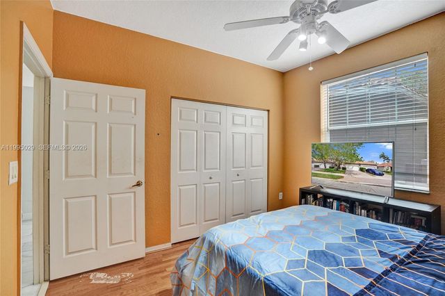 2441 E Aragon Blvd 5, Sunrise, FL 33313