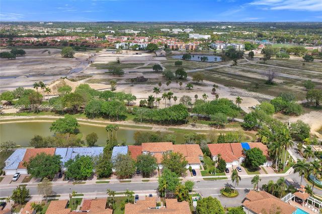 2441 E Aragon Blvd 5, Sunrise, FL 33313