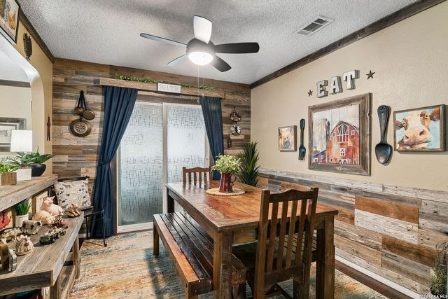 9558 Coolbrook, San Antonio, TX 78250