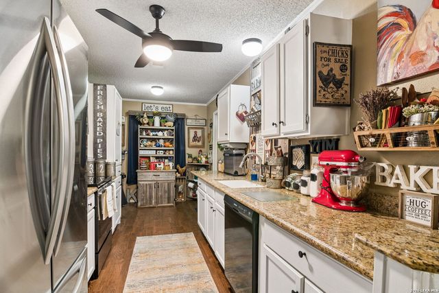 9558 Coolbrook, San Antonio, TX 78250
