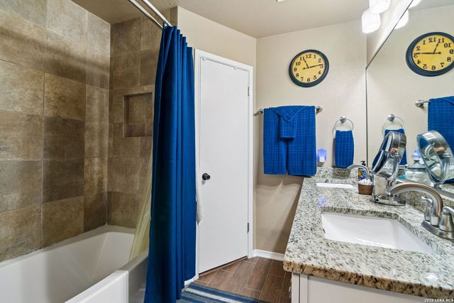 9558 Coolbrook, San Antonio, TX 78250