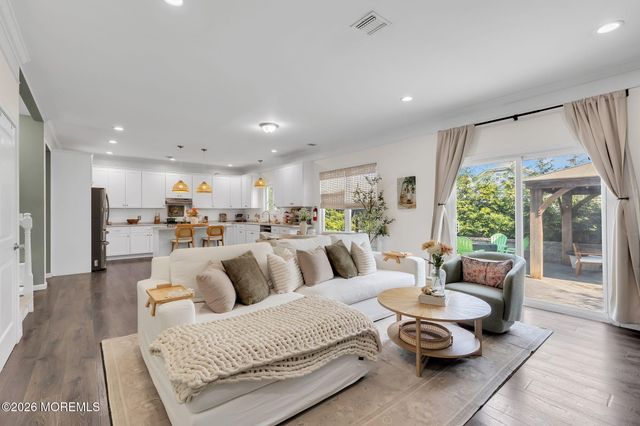 285 Washington Street, Keyport, NJ 07735