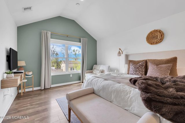 285 Washington Street, Keyport, NJ 07735